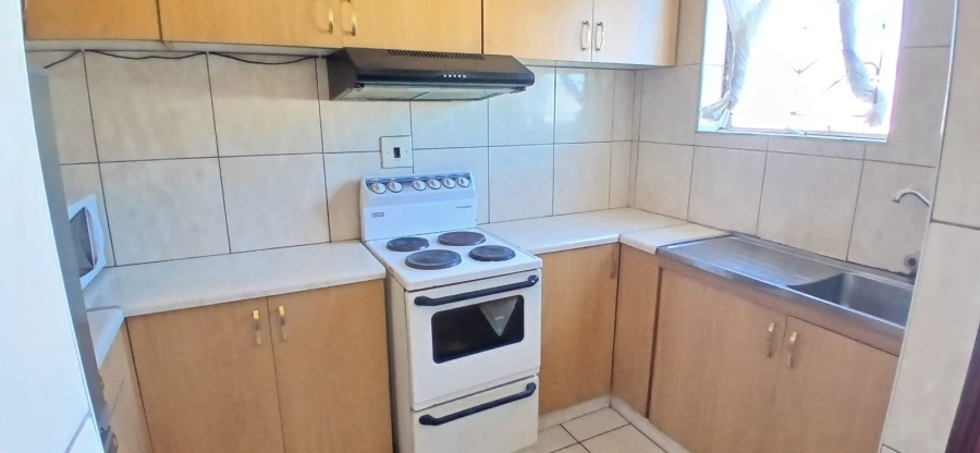 3 Bedroom Property for Sale in Lentegeur Western Cape